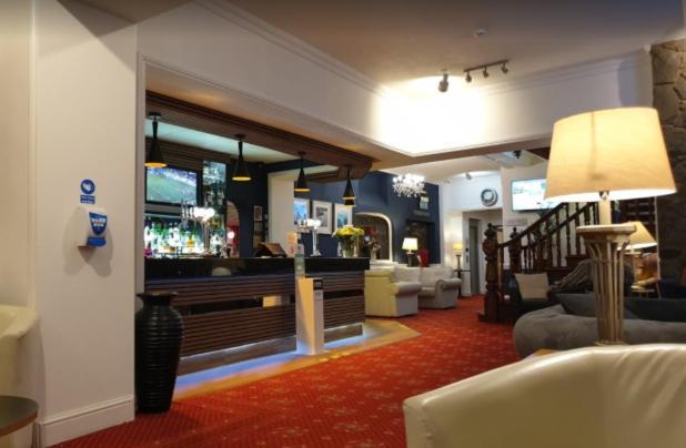 The Diplomat Hotel Restaurant & Spa Llanelli Buitenkant foto